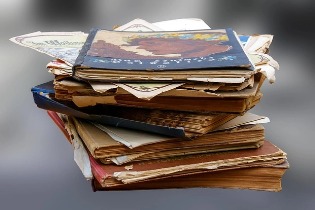 Essay 和 Report 的含义完全不同 Essay 和 Report 的含义完全不同